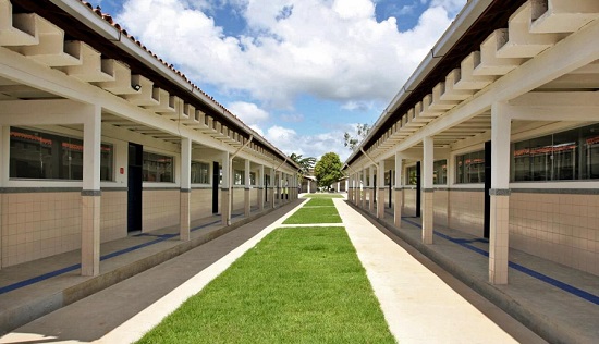 COLEGIO 01