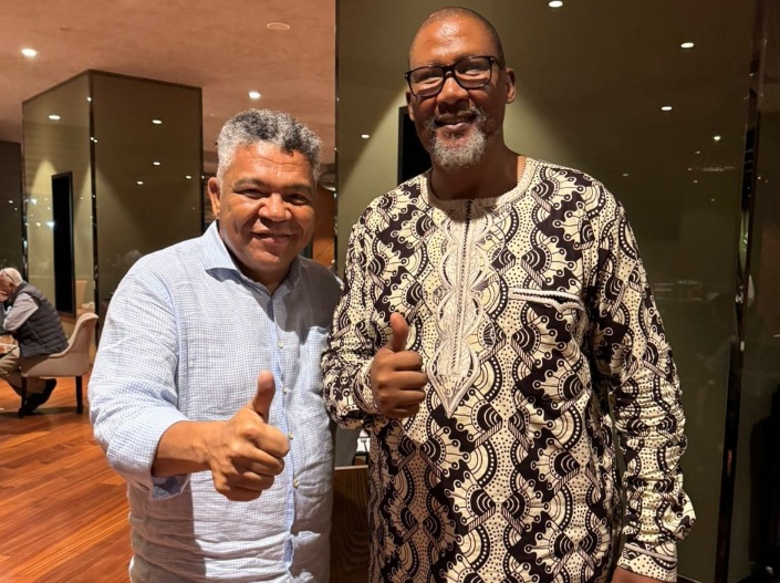Com o deputado Zwelivelile Mandela